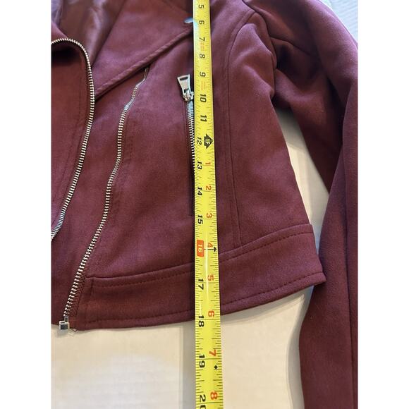 Vigoss Faux Suede Sz Medium Burgundy Moto Biker Jacket 3 Front Zippers Short - Picture 10 of 10